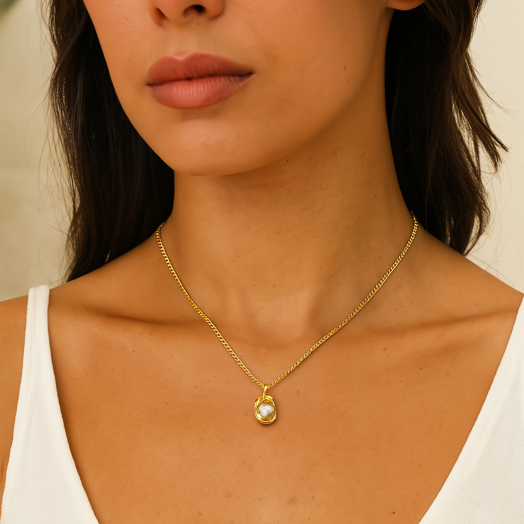 Pearla Necklace