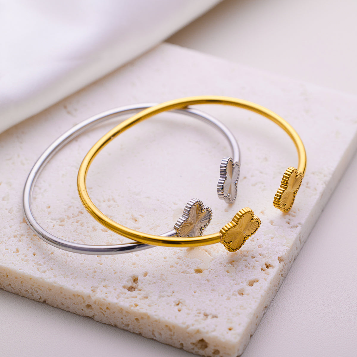 Clover Bracelet