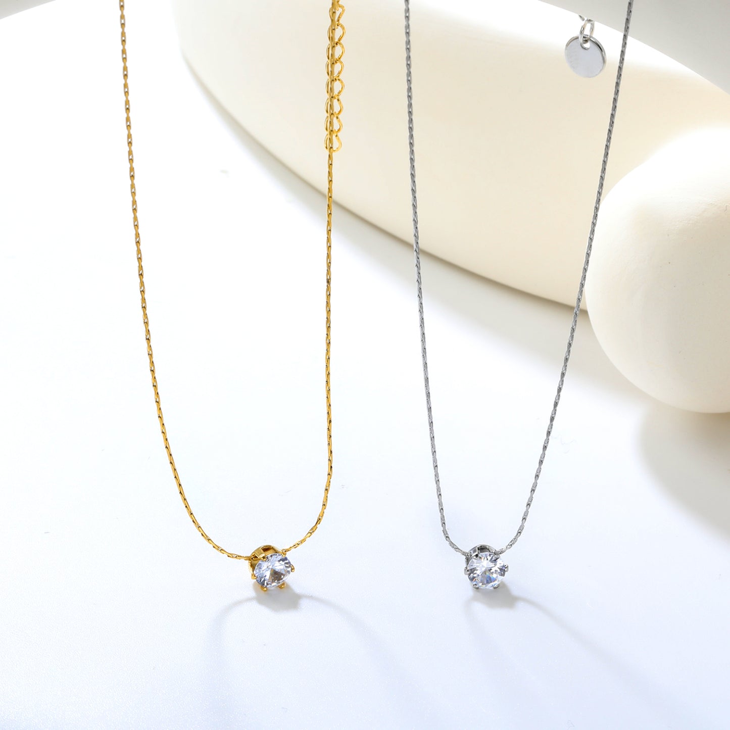 Glint Necklace