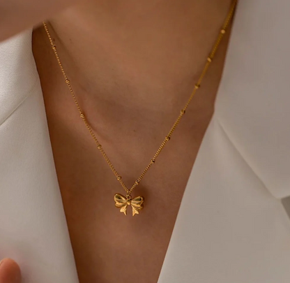 Bow Small Necklace