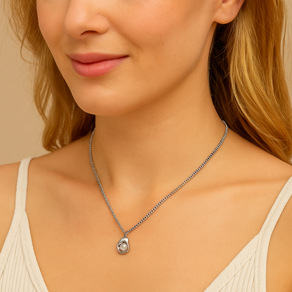 Pearla Necklace
