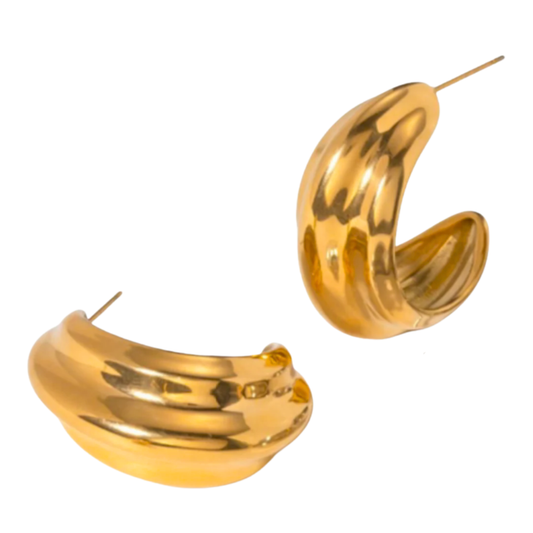 Big C shapped earrings